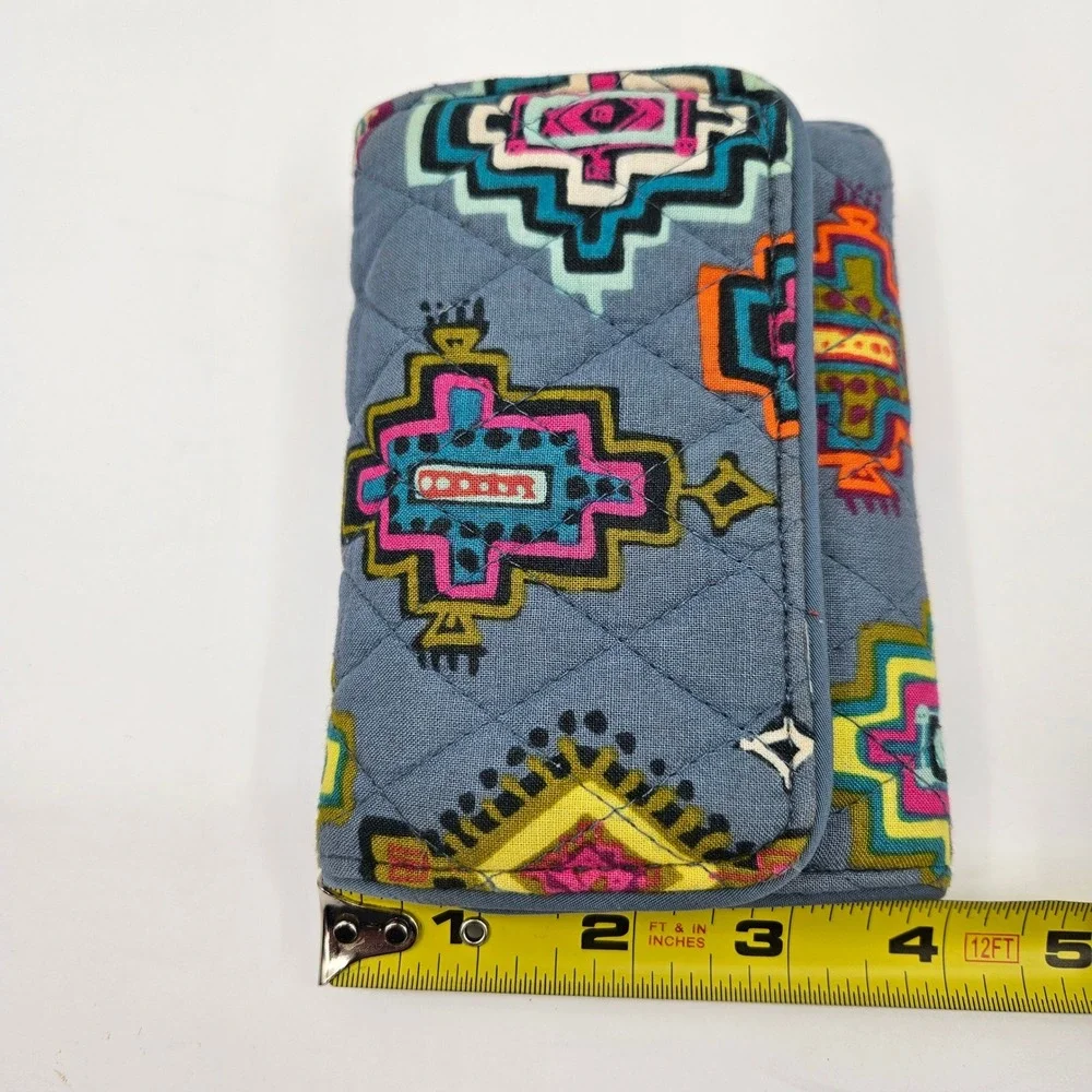 Vera Bradley Rio Squiggles Quilted‎ Cotton Trifold Wallet Blue Multi Geometric